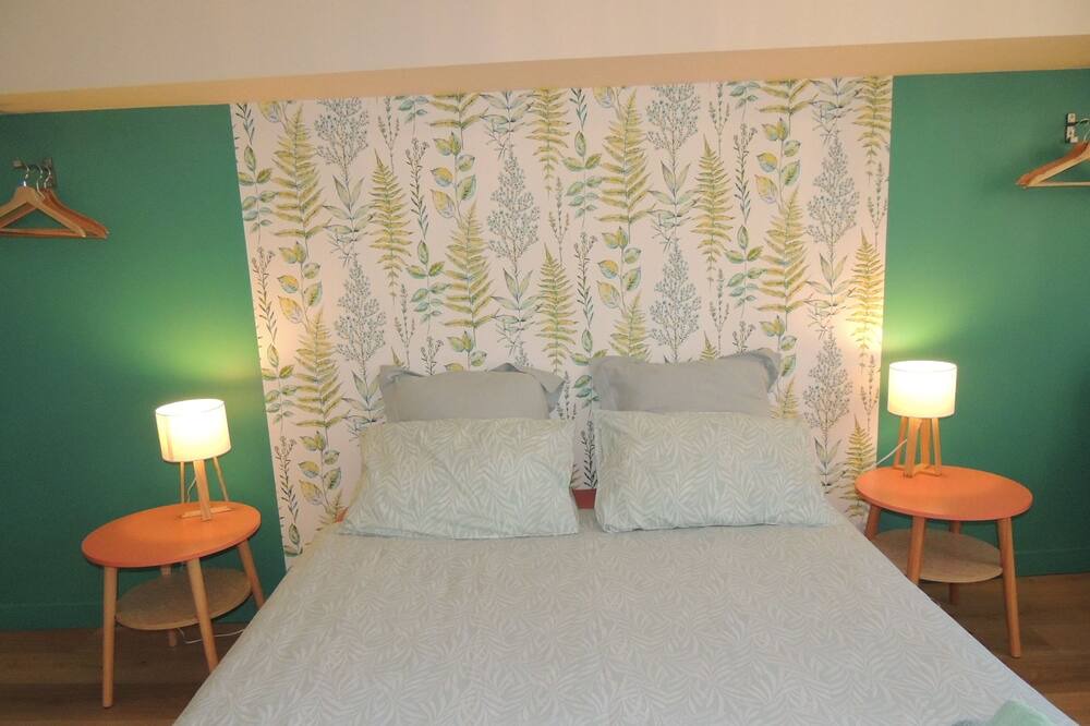 Photo of Bedroom in Mortagne-au-Perche