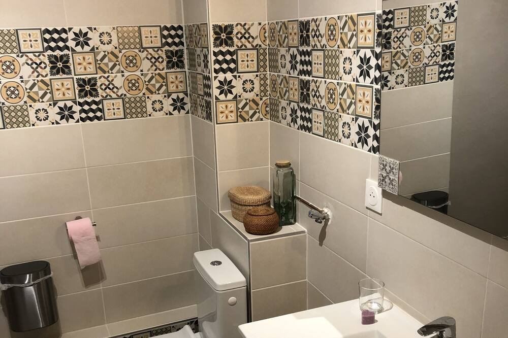 Photo of Bathroom in Mortagne-au-Perche