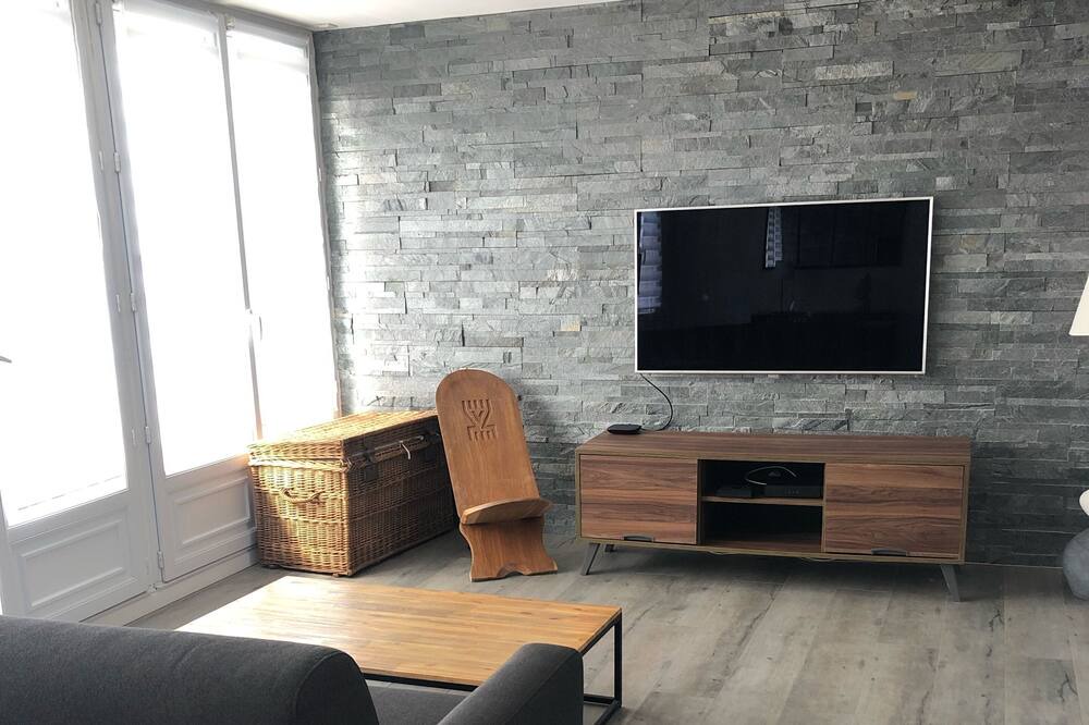 Photo of Livingroom in Saint-Martin-du-Littoral