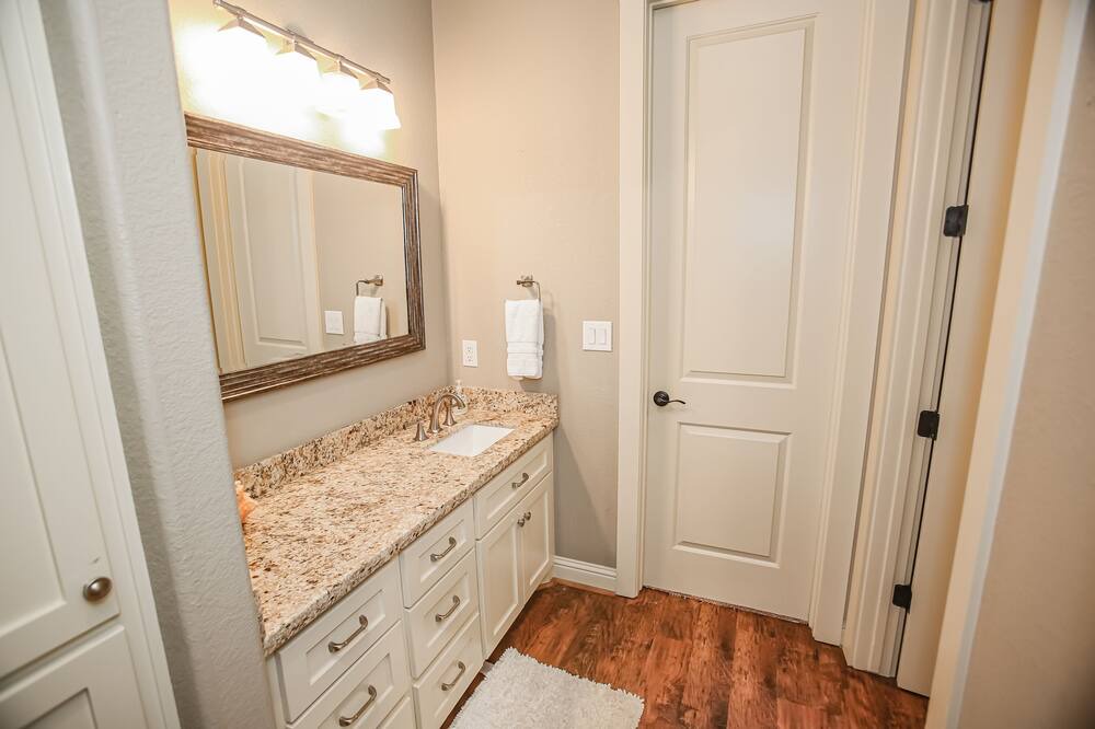 Photo of Bathroom in Freeport