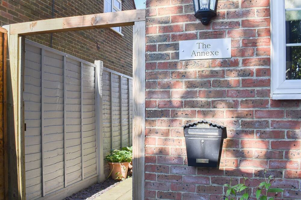 Photo of Others in Dial Post