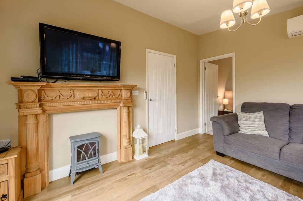 Photo of Livingroom in Abbess Roding