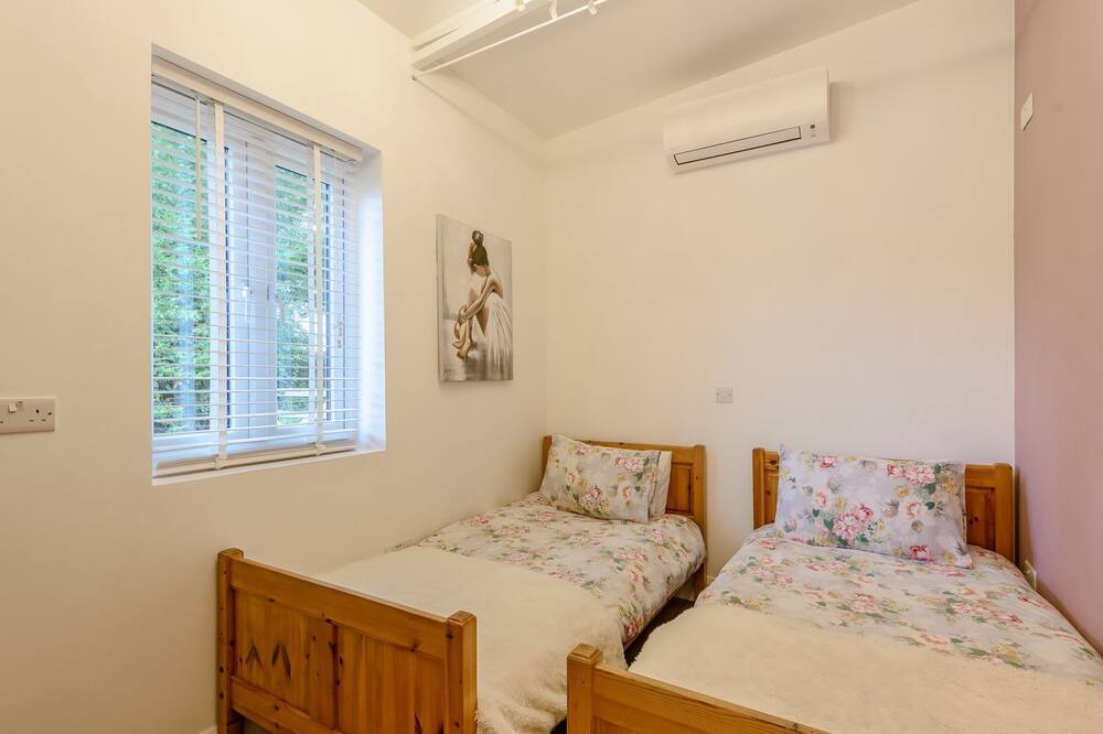Photo of Bedroom in Abbess Roding