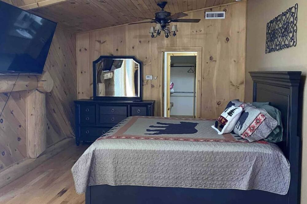 Photo of Bedroom in West Fork
