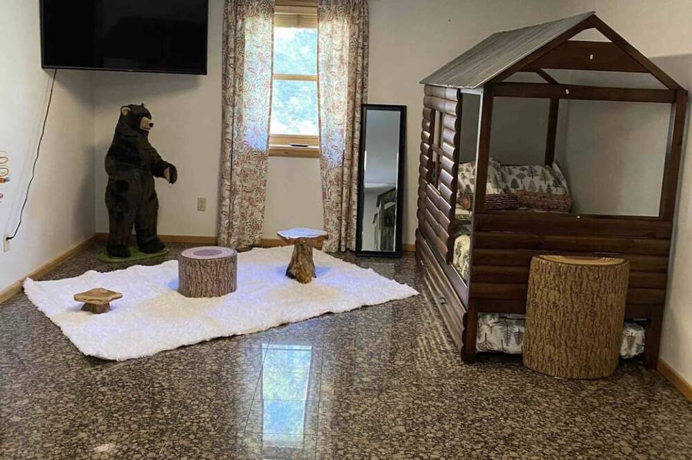 Photo of Livingroom in West Fork