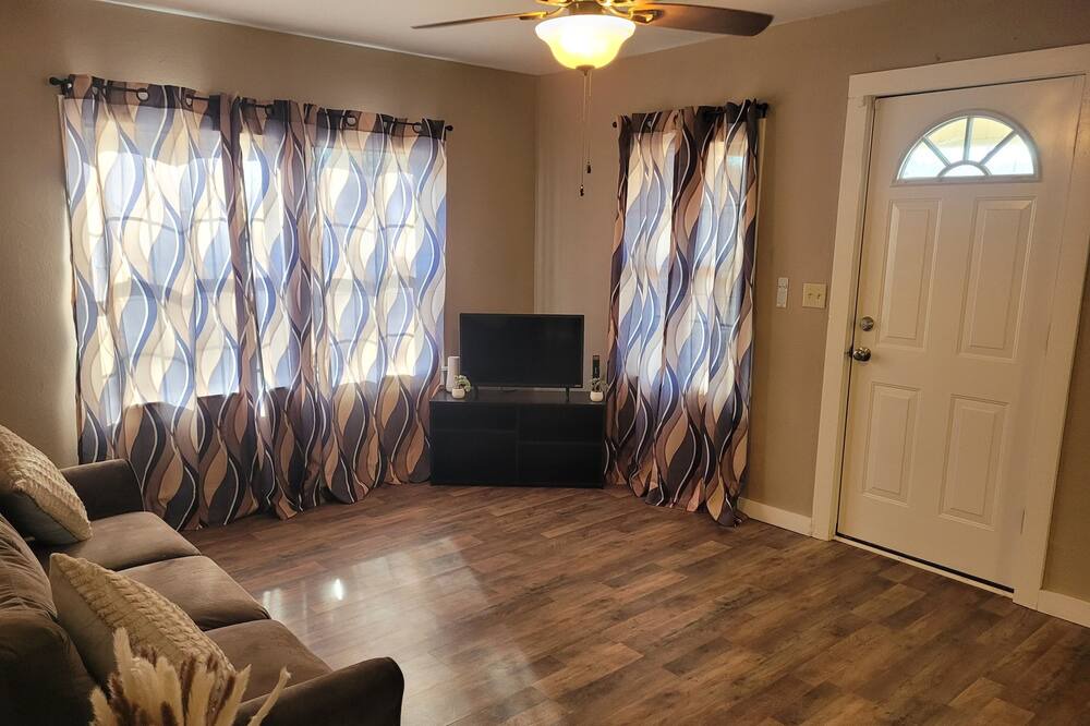 Photo of Livingroom in Glenwood