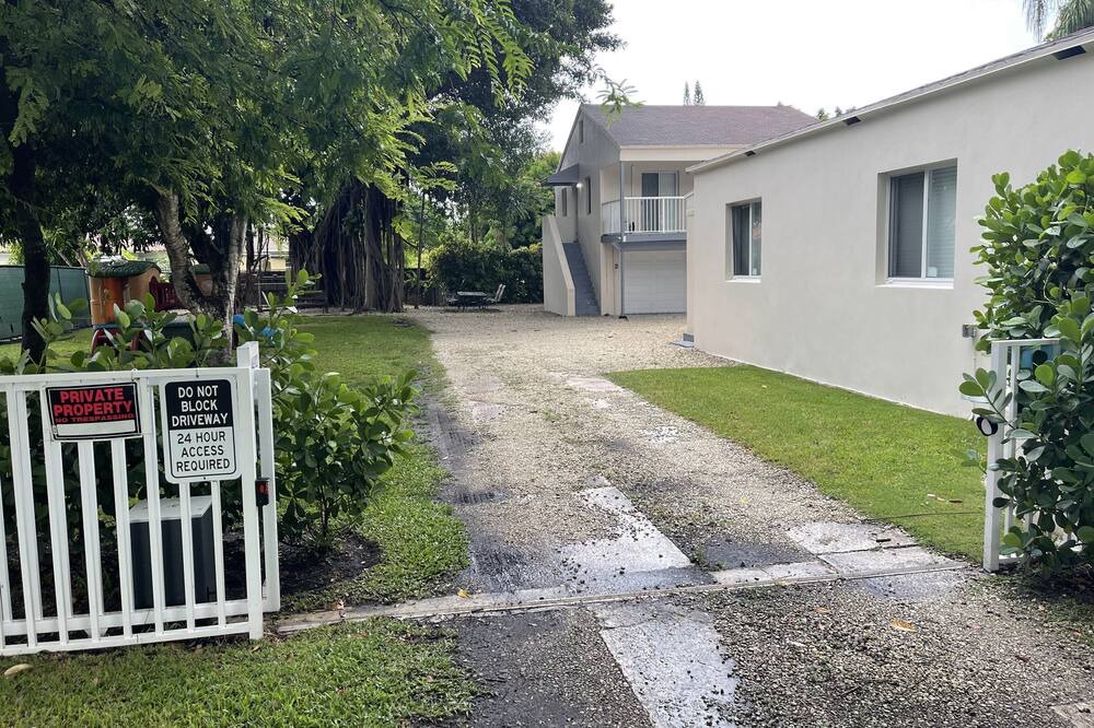 Photo of Outdoor in Ludlam