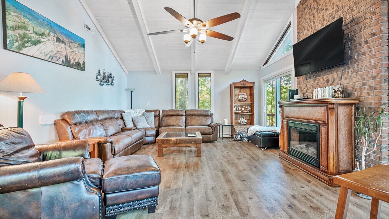 Photo of Livingroom in Cumming