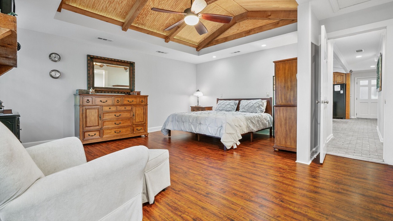 Photo of Others in Cumming