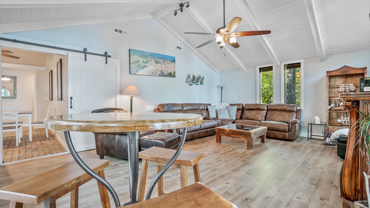 Photo of Others in Cumming