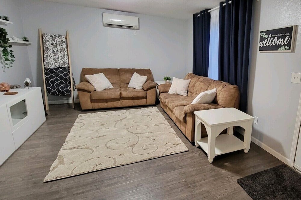 Photo of Livingroom in Minnehaha