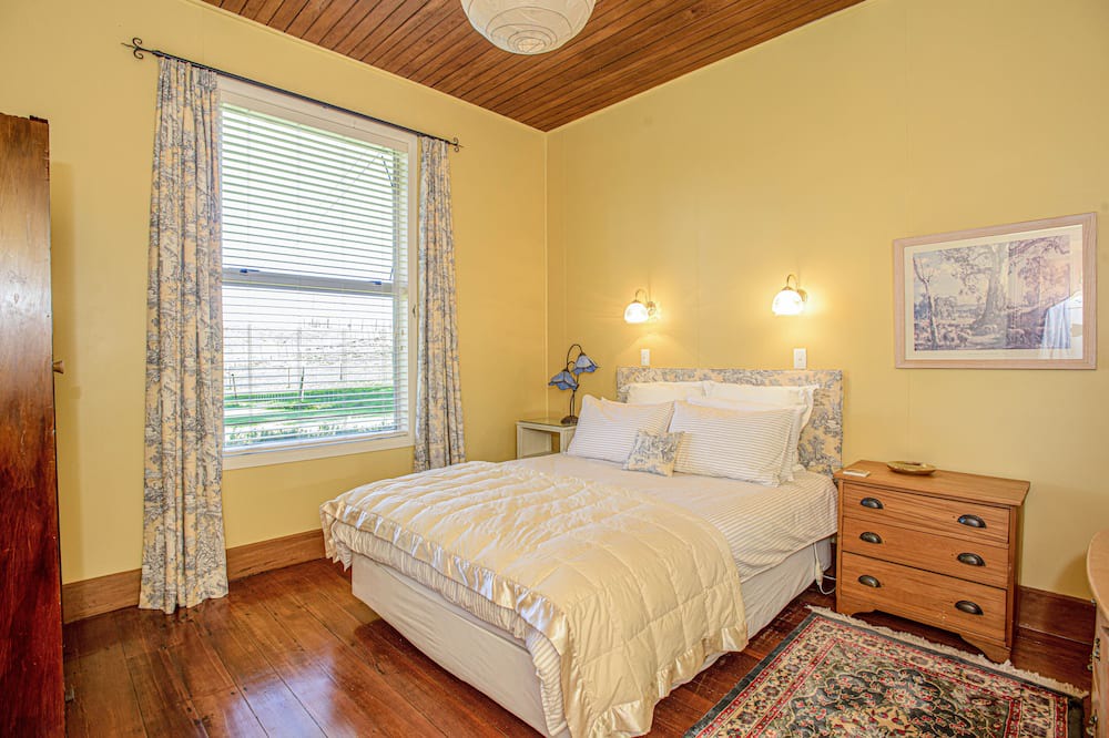Photo of Bedroom in Mahia