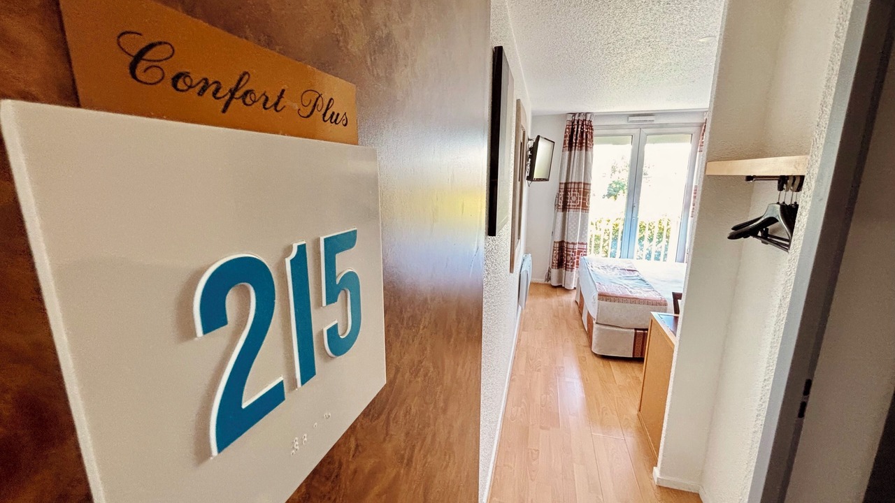 Photo of Bedroom in Arpajon