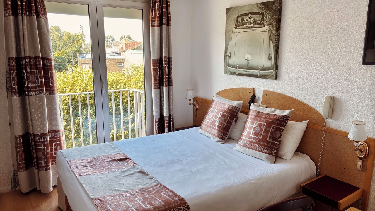 Photo of Bedroom in Arpajon