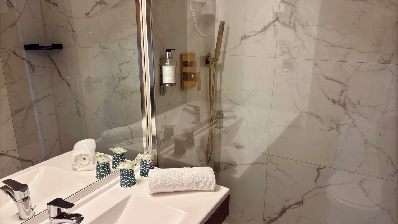 Photo of Bathroom in Arpajon