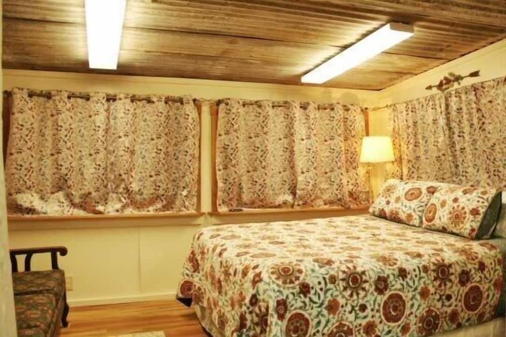 Photo of Bedroom in San Augustine