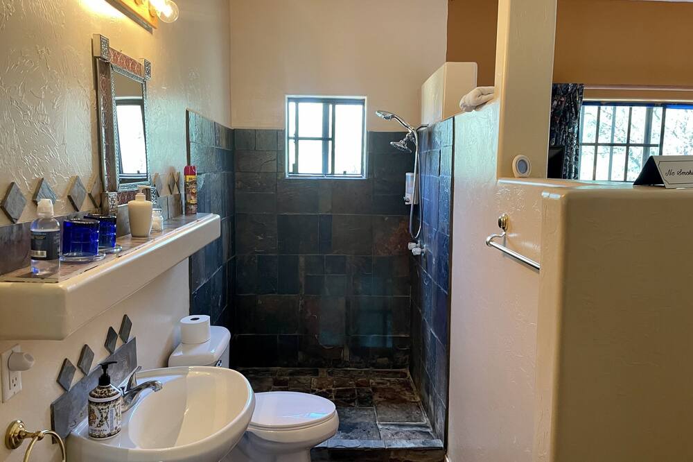 Photo of Bathroom in Pearce