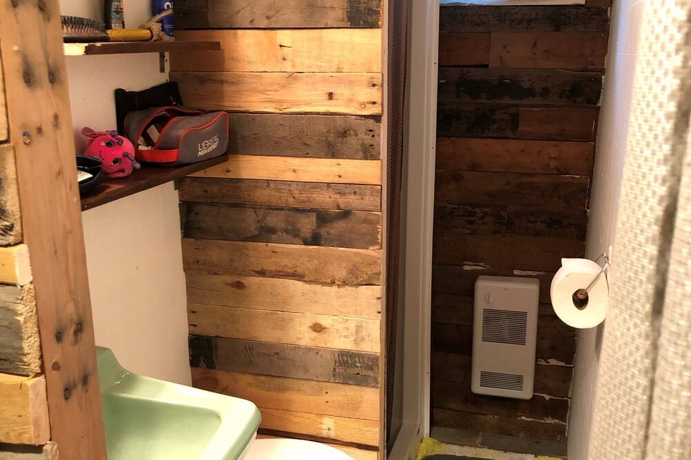 Photo of Bathroom in Lac-McGregor