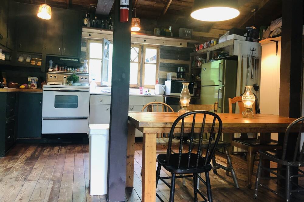 Photo of Kitchen in Lac-McGregor