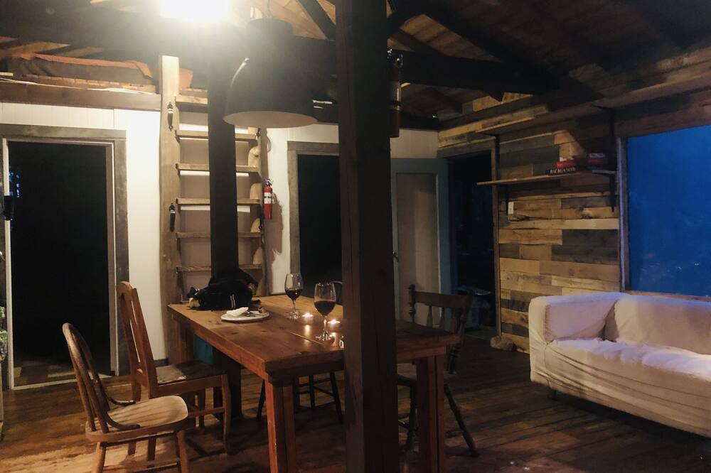 Photo of Livingroom in Lac-McGregor