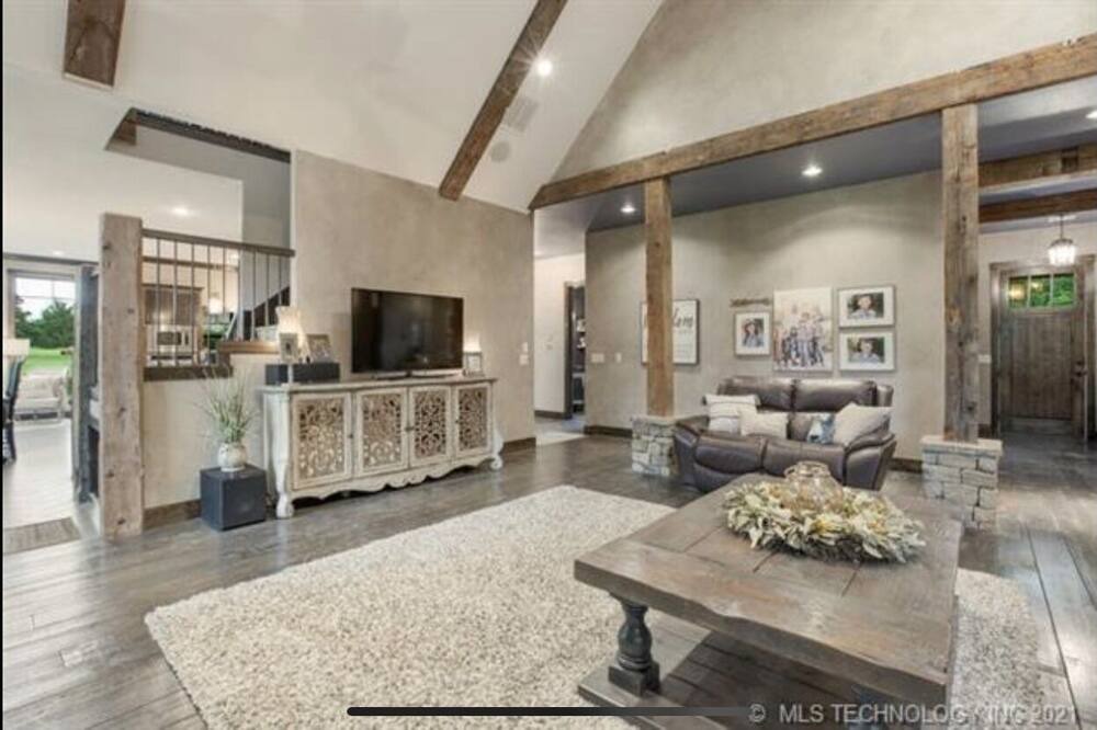 Photo of Bedroom in Broken Arrow
