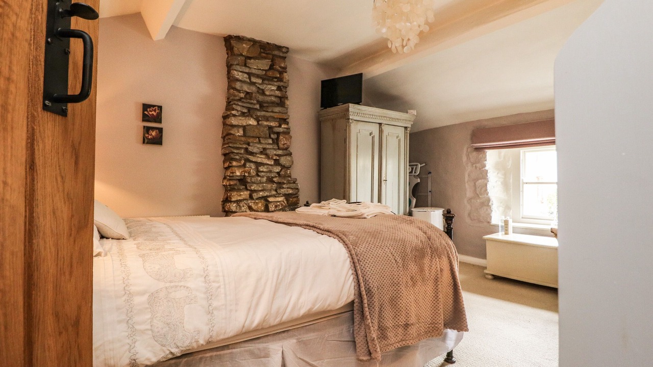 Photo of Others in Hurst Green