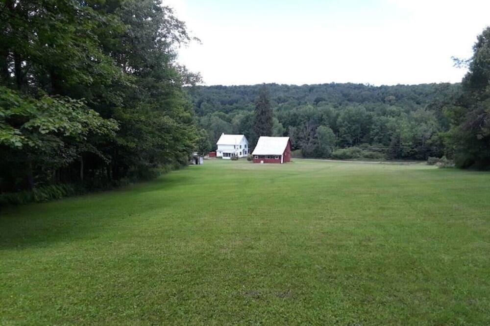 Photo of Outdoor in Center Moreland