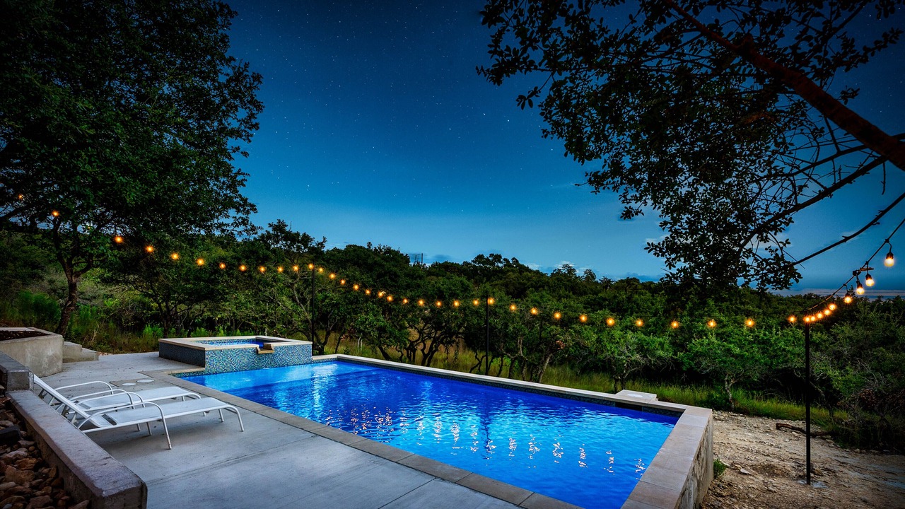 Photo of Outdoor in West Oak Hill