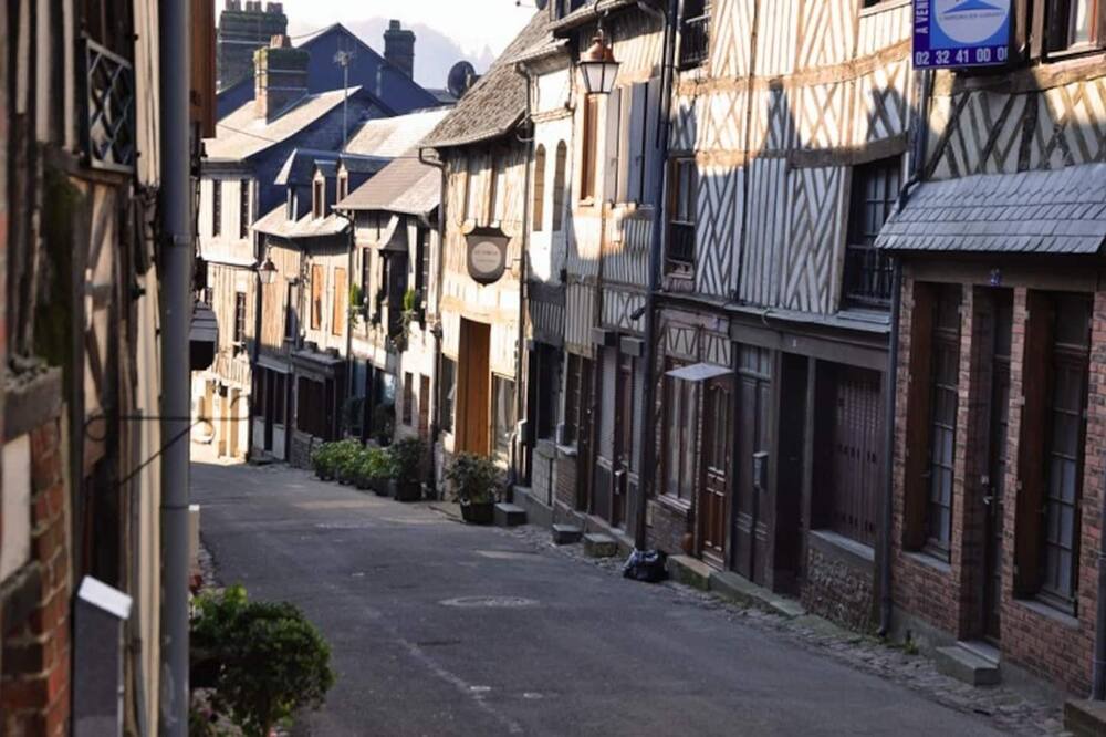Photo of Outdoor in Le Pin