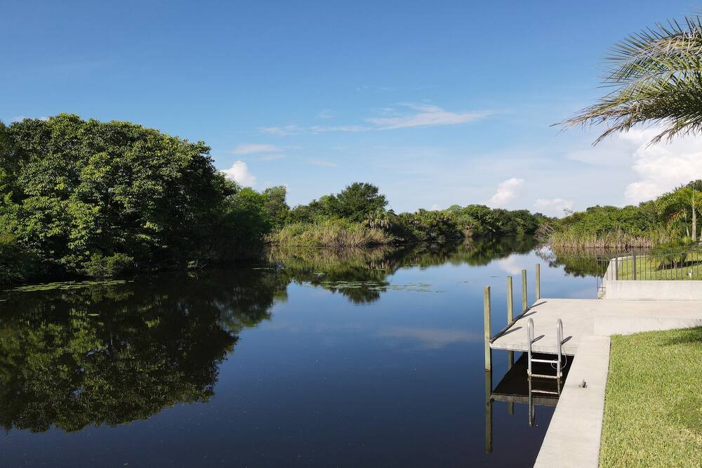 Photo of Outdoor in Diplomat