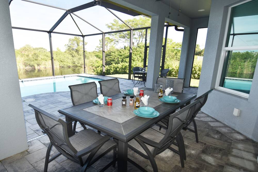 Photo of Patio Balcony in Diplomat