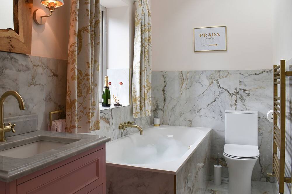 Photo of Bathroom in Linton-in-Craven