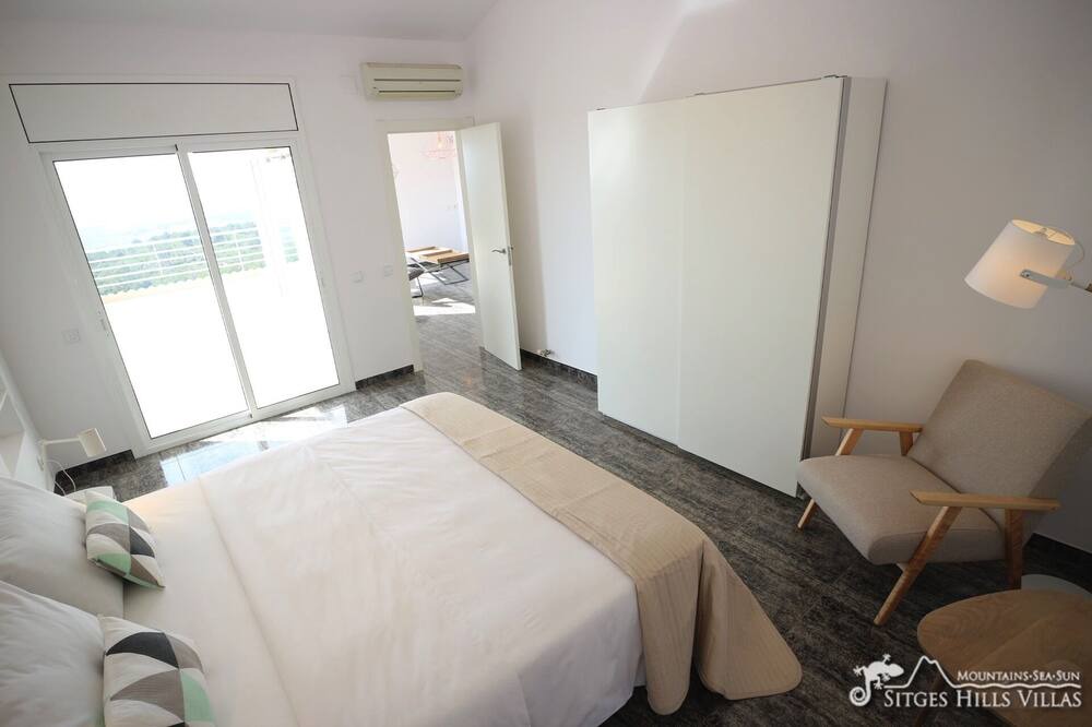 Photo of Bedroom in Canyelles