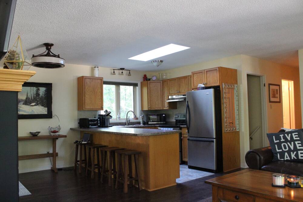 Photo of Kitchen in Grand Bend