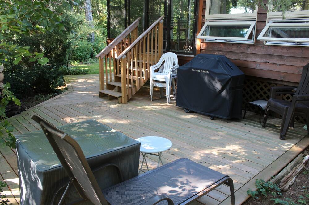 Photo of Patio Balcony in Grand Bend