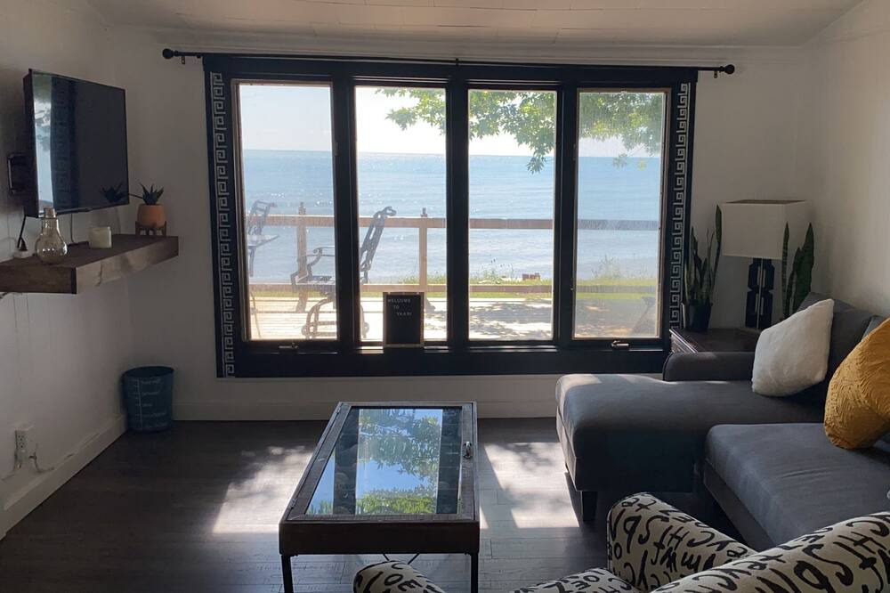 Photo of Livingroom in Romney