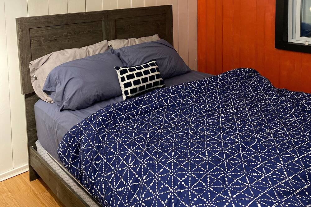 Photo of Bedroom in Romney