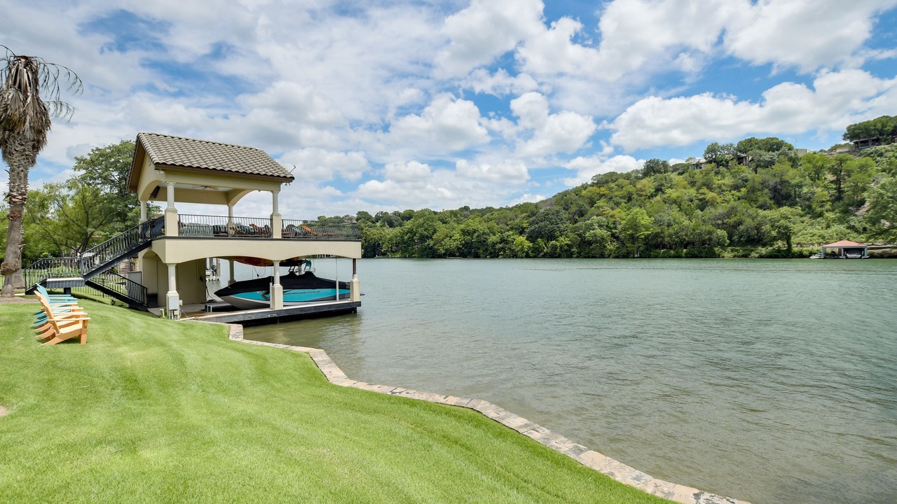 Photo of Others in Lower Basin Lake Travis