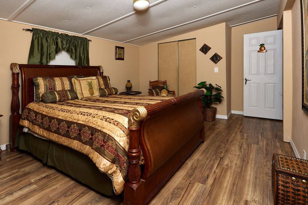 Photo of Bedroom in Homosassa