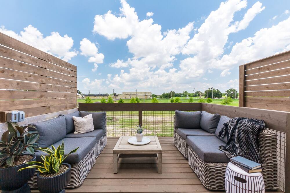 Photo of Patio Balcony in Central Oklahoma City