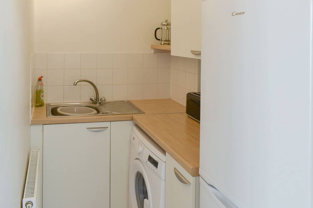 Photo of Kitchen in Thistley Green