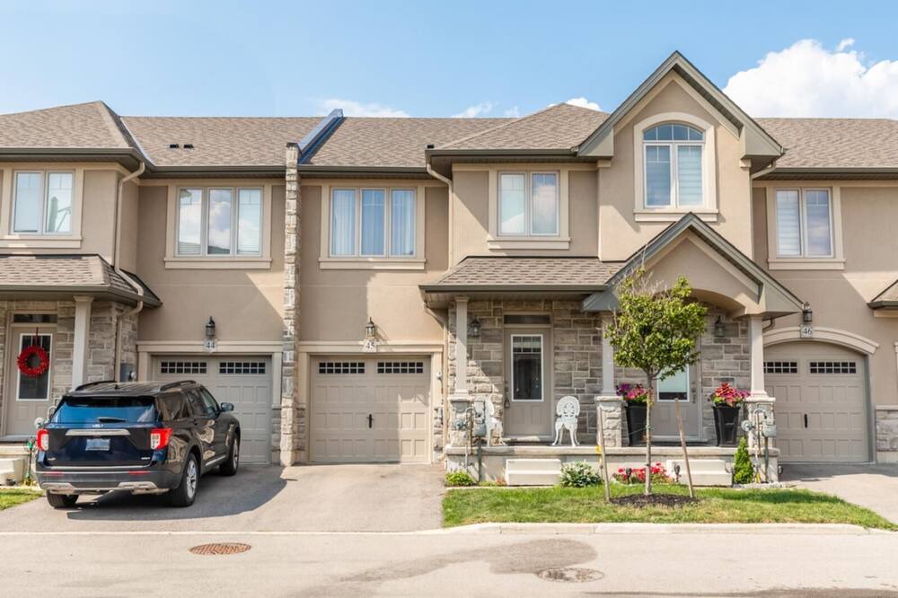 Photo of Outdoor in Stoney Creek