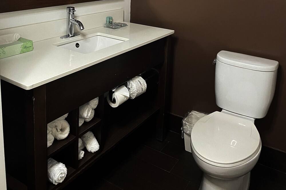 Photo of Bathroom in Queens