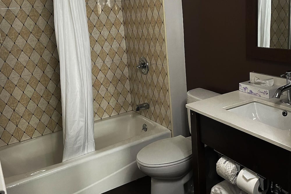 Photo of Bathroom in Queens