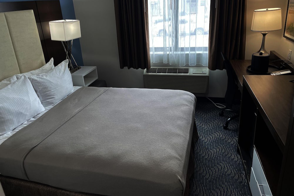 Photo of Bedroom in Queens