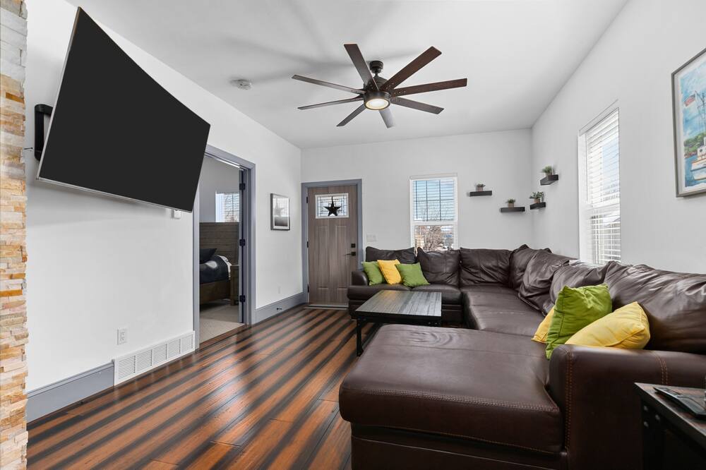 Photo of Livingroom in Menasha
