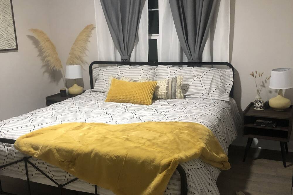 Photo of Bedroom in Carlsbad
