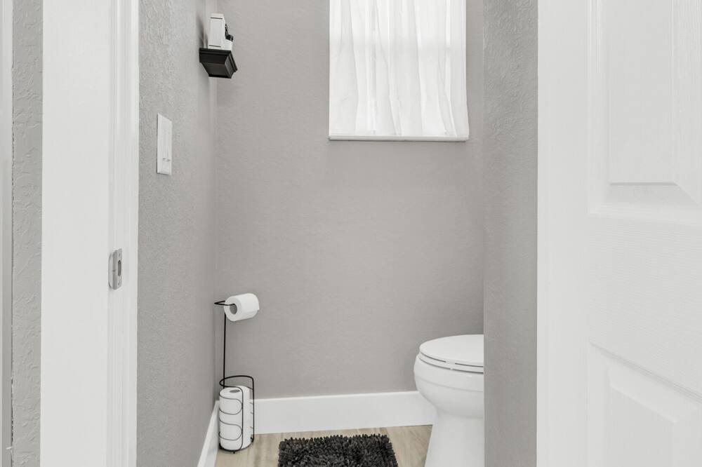 Photo of Bedroom in Diplomat