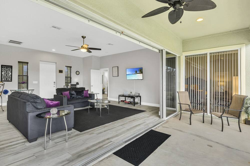 Photo of Bedroom in Diplomat