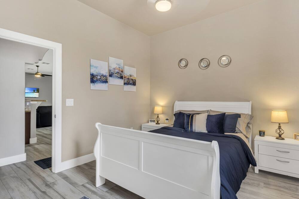 Photo of Bedroom in Diplomat
